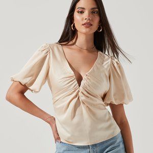 astr the label deep v balloon sleeve top size M